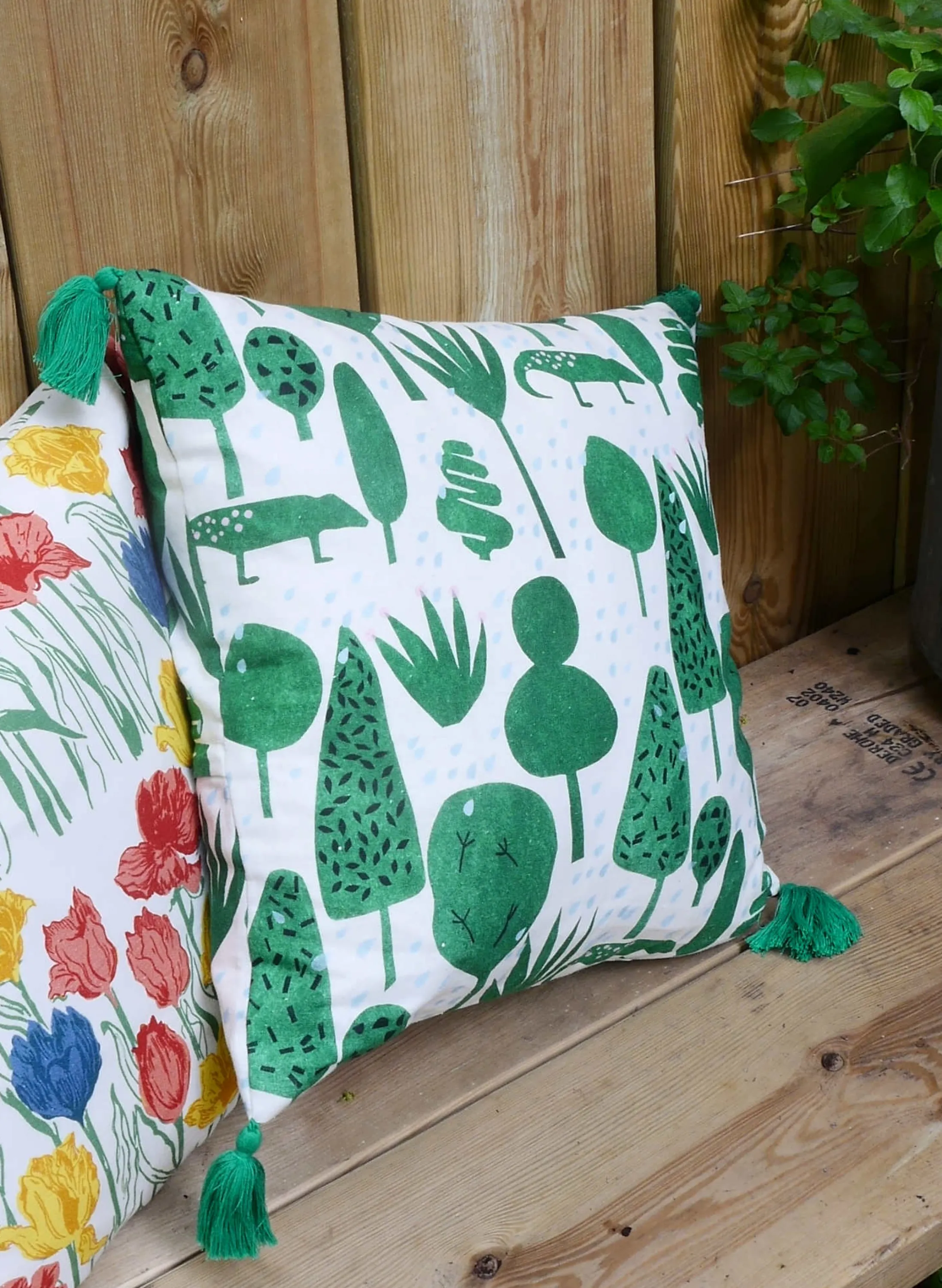 Palava Large Cushion - Topiary Cheap