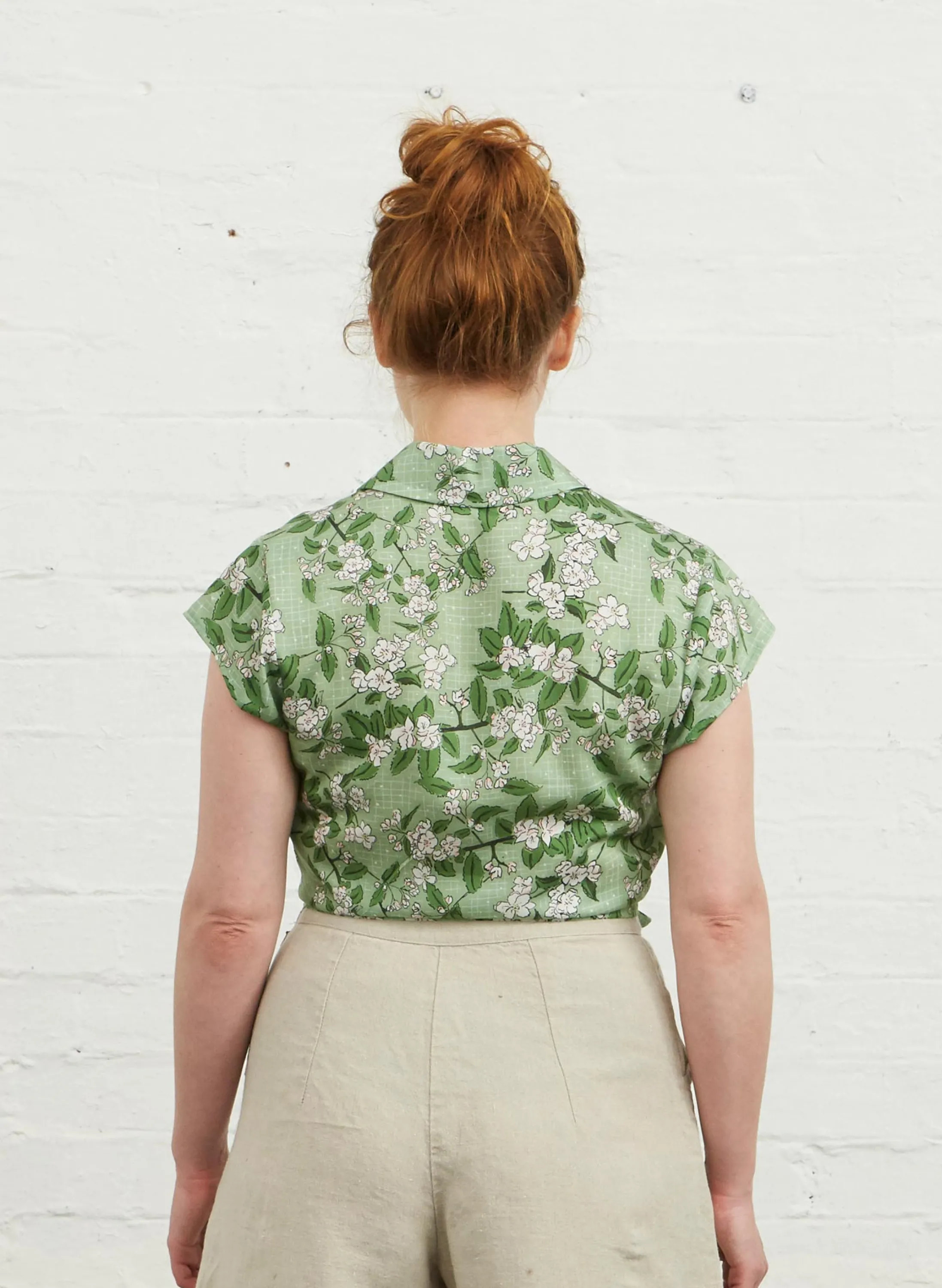 Palava Peggy - Green Apple Blossom Top | Tencel Shop