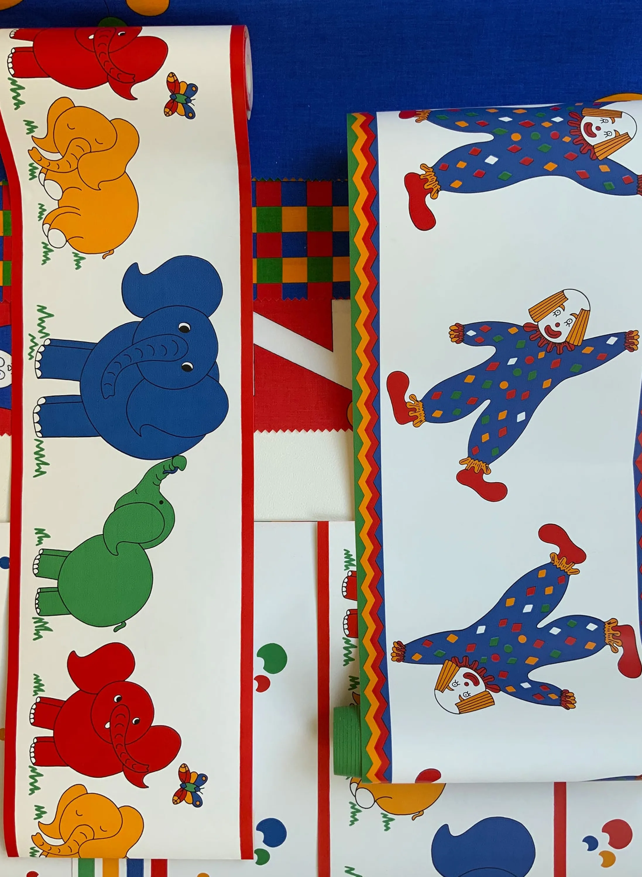 Palava Poppy - Elephants (Primary) - Wallpaper Border - 10M Fashion